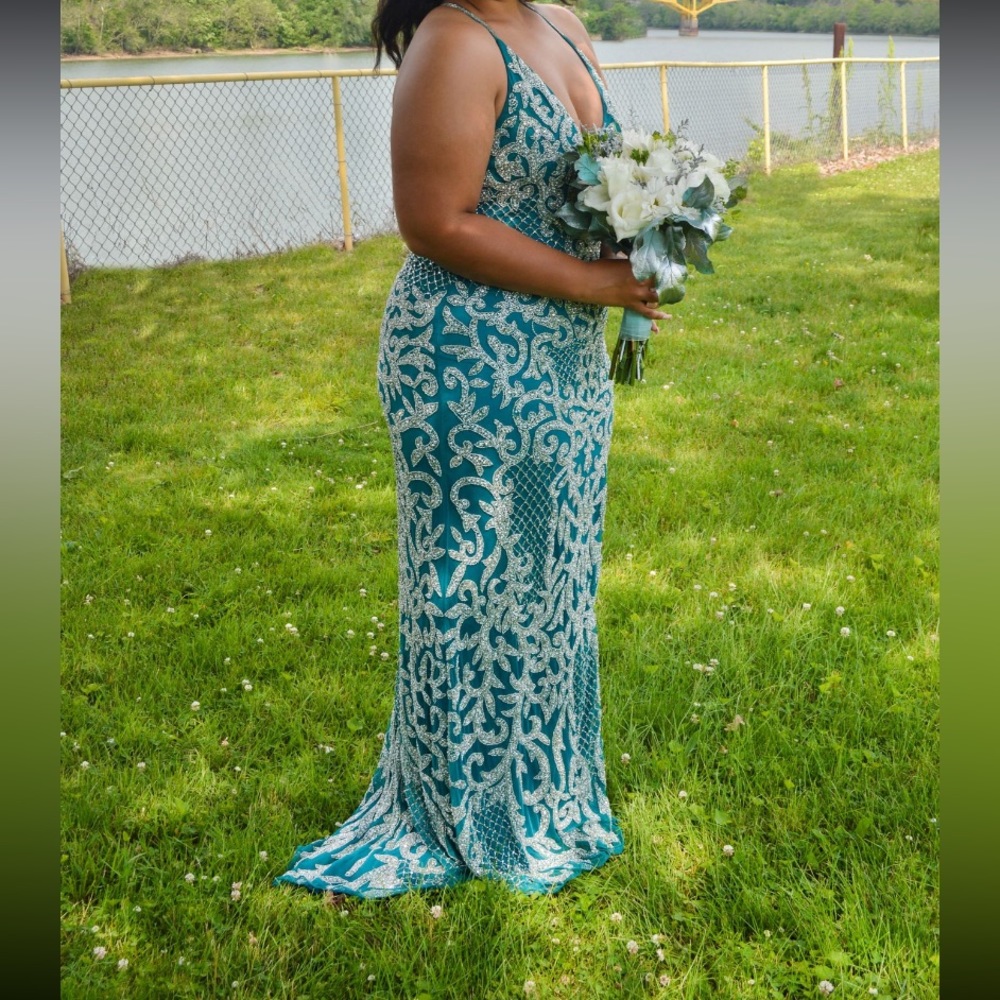 Prom dress worn a total of 4 hours, in like new condition, size 12